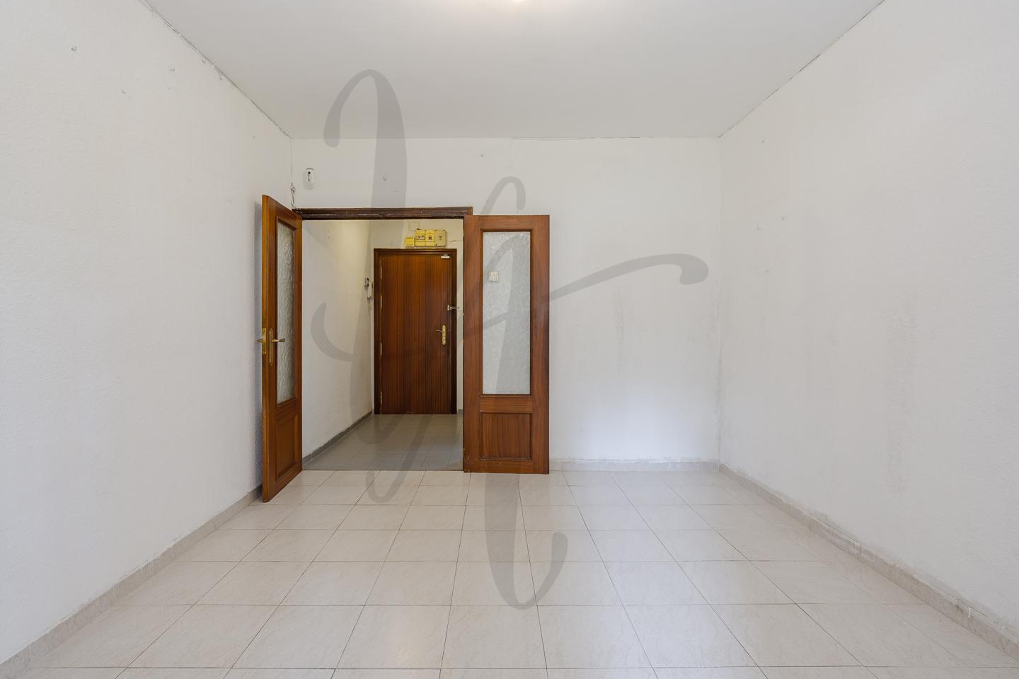 pisos en madrid · calle-de-jose-anduiza-28034 270000€