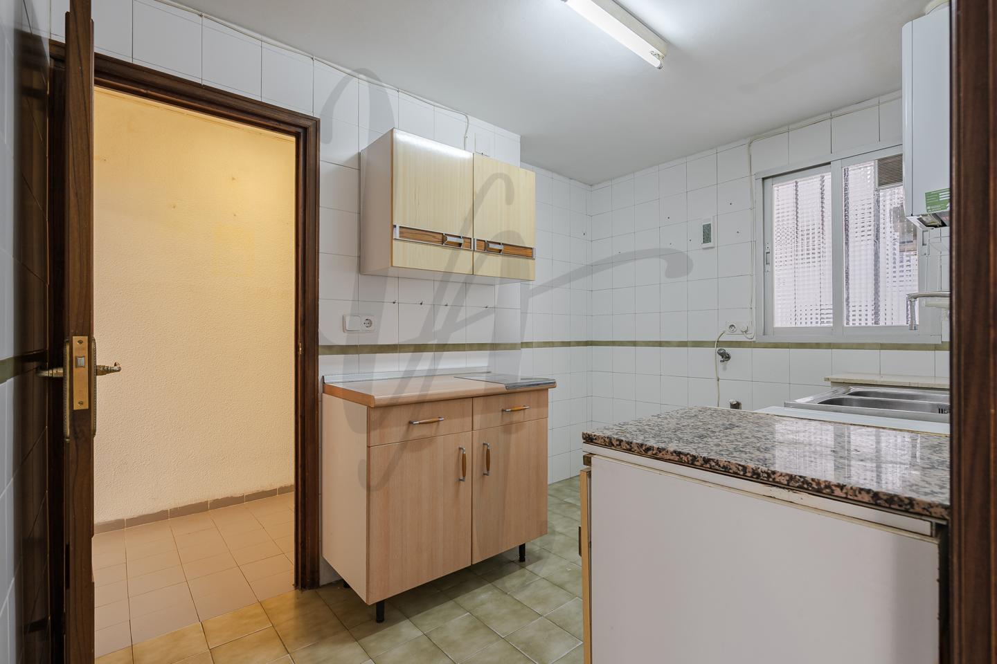 pisos en madrid · calle-de-jose-anduiza-28034 270000€