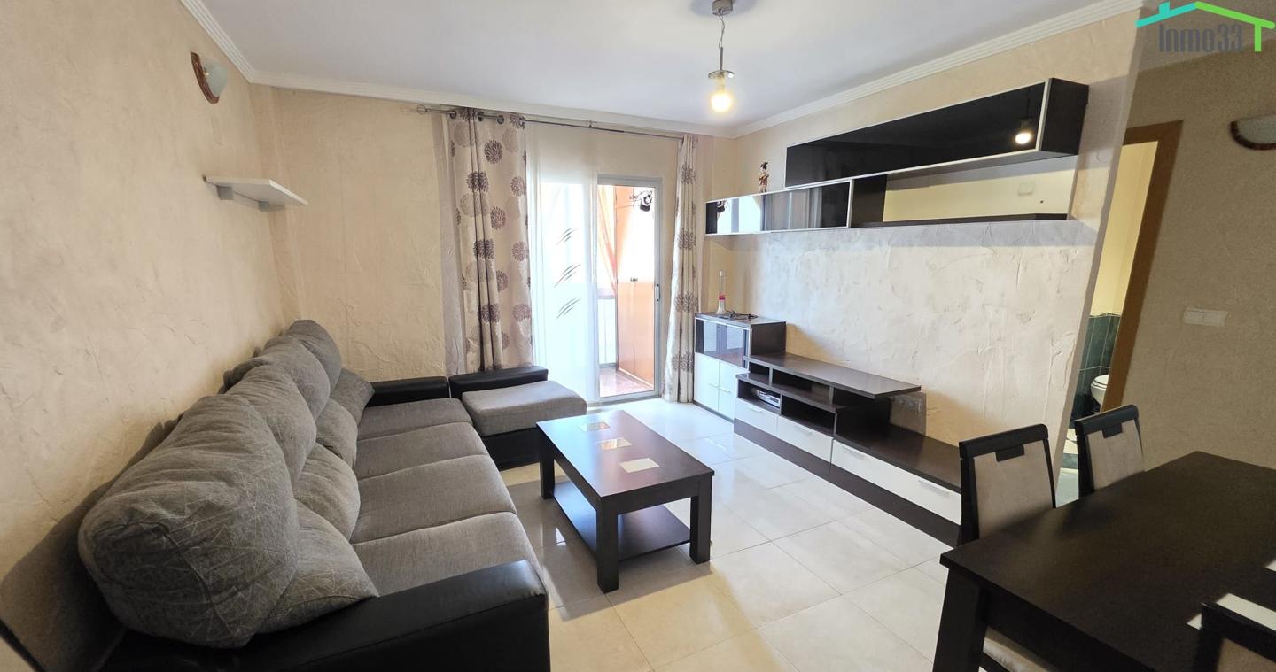 Piso en Plaza de la Comunidad, Villajoyosa, Alicante de 68 m2