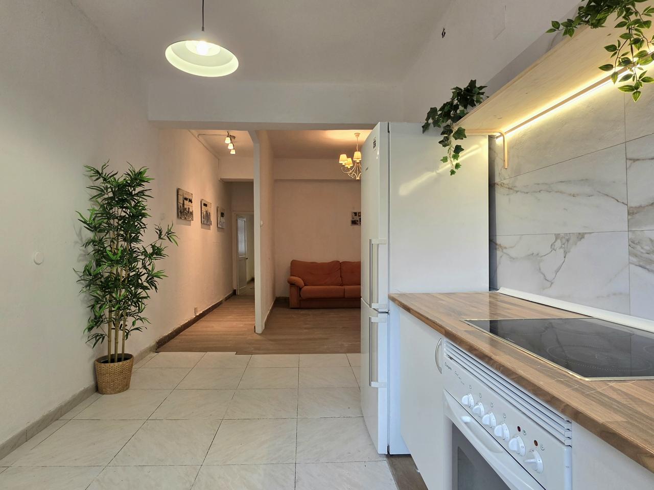 Piso en Calle de la Estacion 20, Moreda, Asturias de 71 m2
