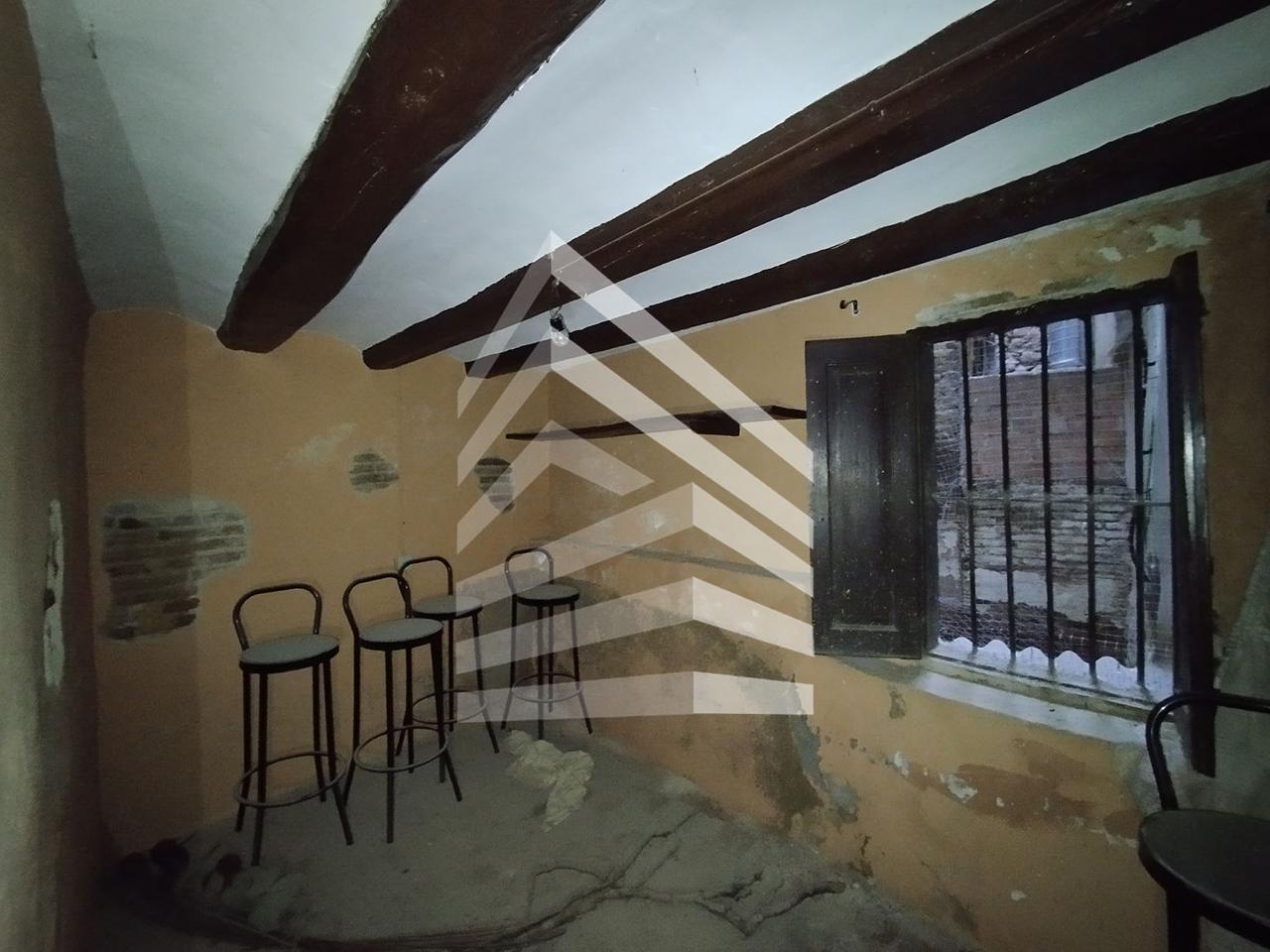 edificio en caldes-de-montbui · placa-font-del-lleo-08140 169000€