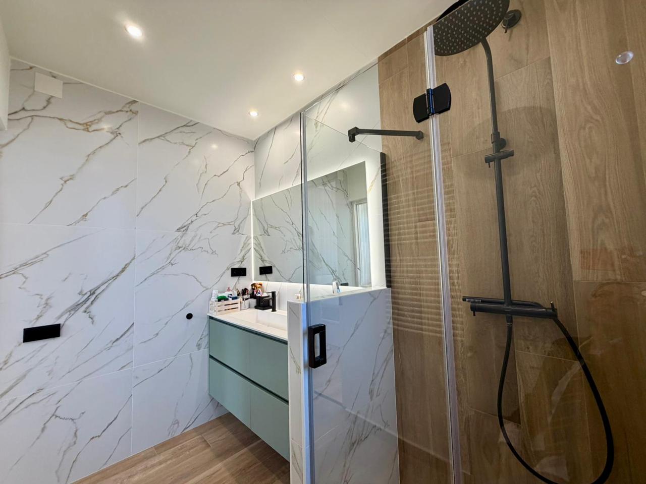 piso en montcada-i-reixac ·  440000€