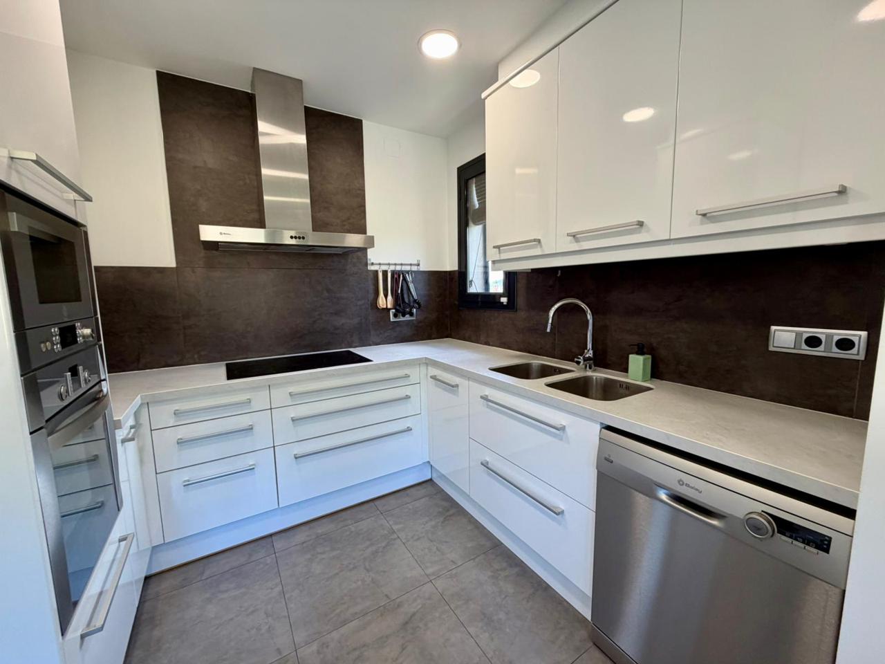 piso en montcada-i-reixac ·  440000€