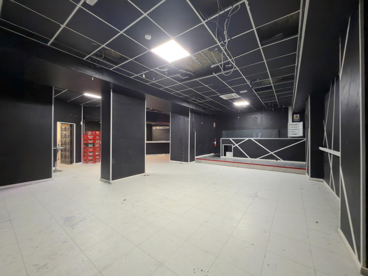 Local en La salle, Santa Cruz de Tenerife, Santa Cruz de Tenerife de 357 m2