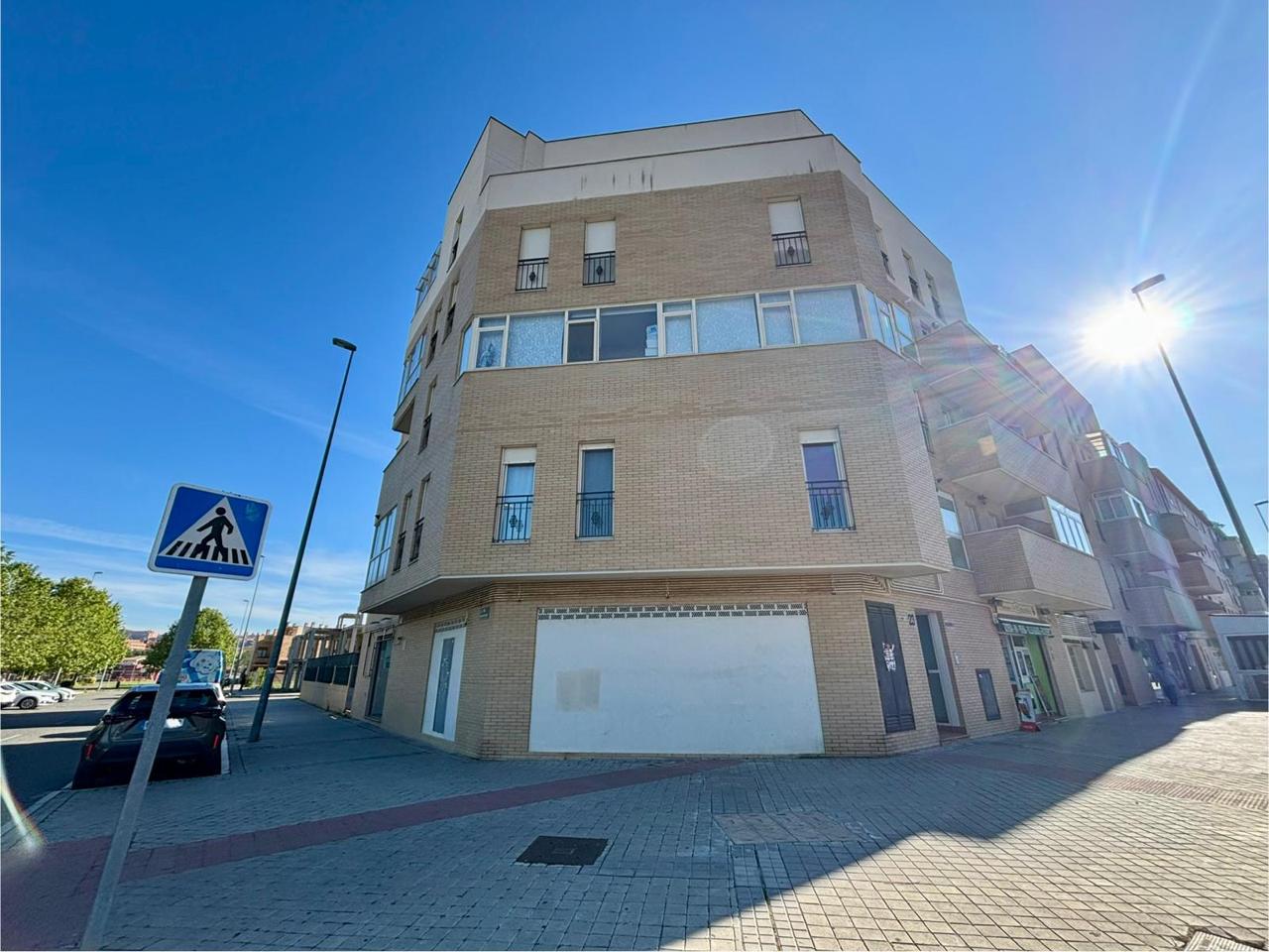 Local en venta en Ávila
