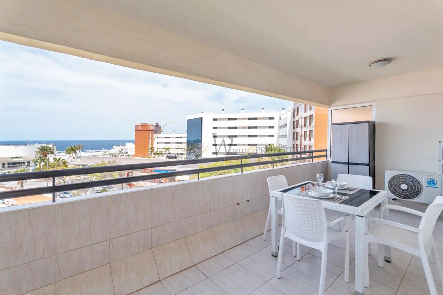 Piso en Avenida de España, Costa Adeje, Santa Cruz de Tenerife de 59 m2