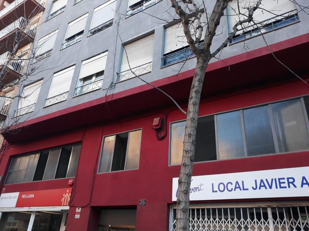 Local en Carrer de la Mariola, Lleida, Lleida de 124 m2