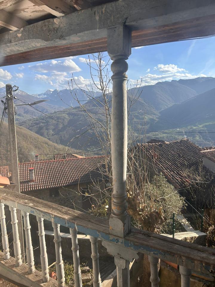 Casa rústica en Lugar las Vallinas, Las Vallinas, Asturias de 194 m2