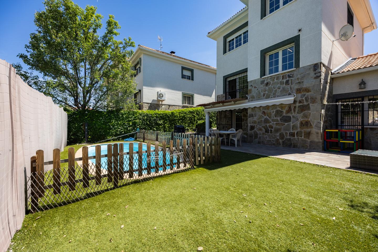 Casa / chalet en Calle las Huertas, Quijorna, Madrid de 267 m2