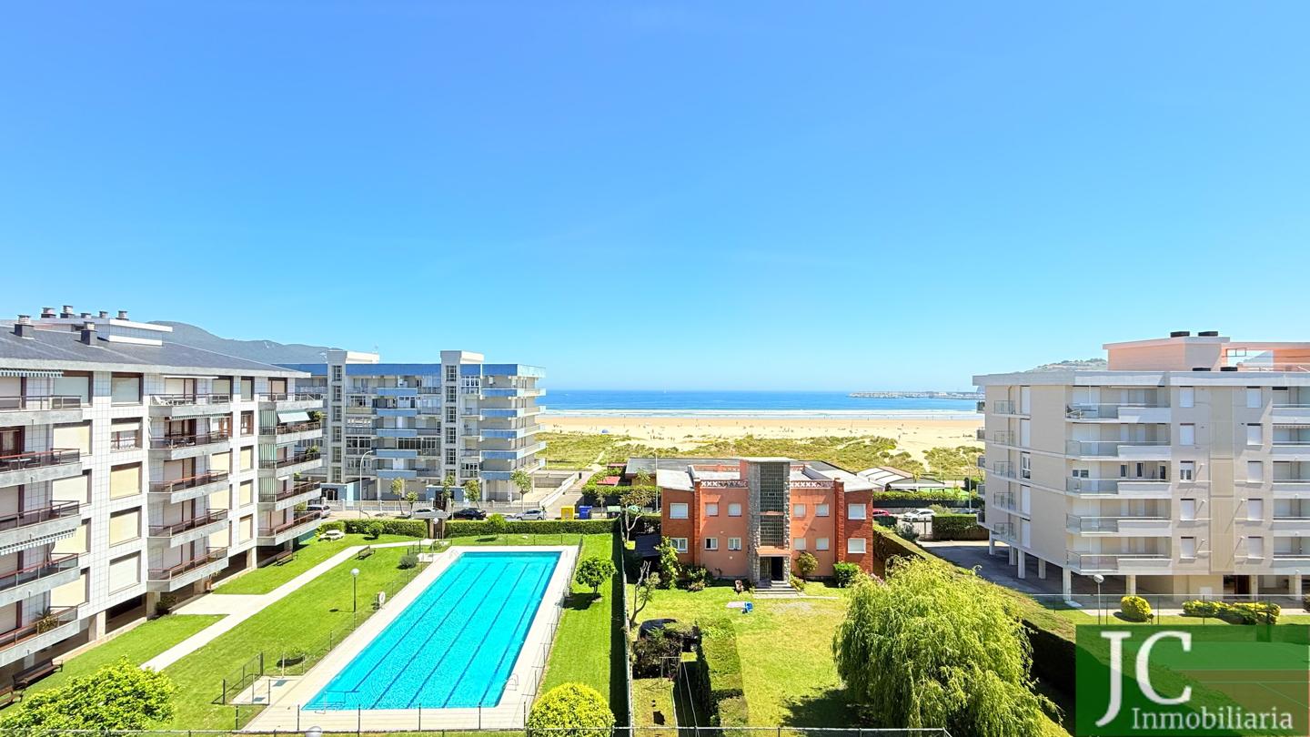 Piso en Laredo, Cantabria de 111 m2