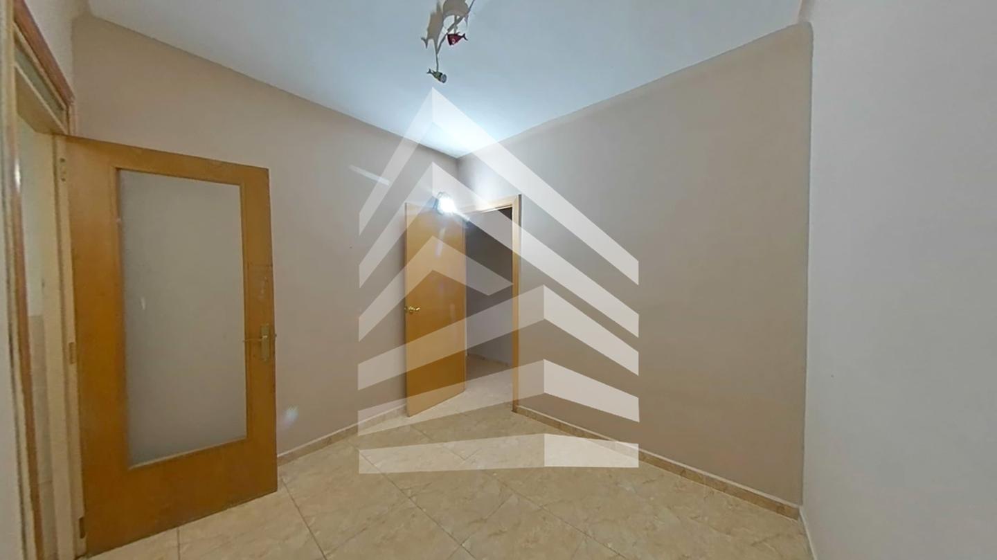 pisos en terrassa · carrer-del-sindicat-08223 144000€