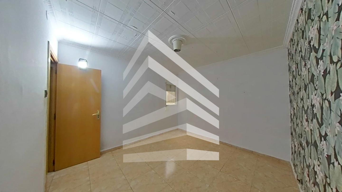 pisos en terrassa · carrer-del-sindicat-08223 144000€