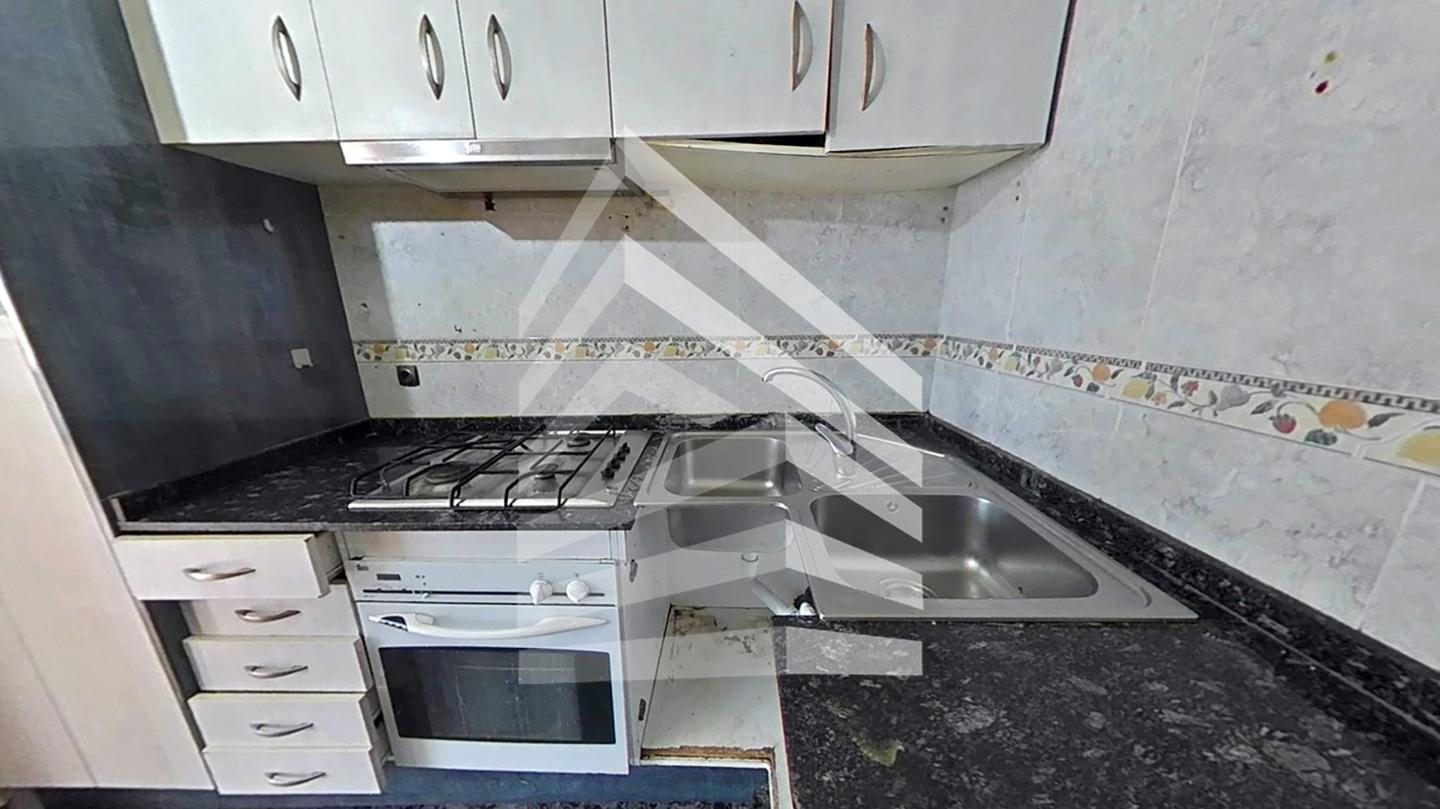 pisos en terrassa · carrer-del-sindicat-08223 144000€