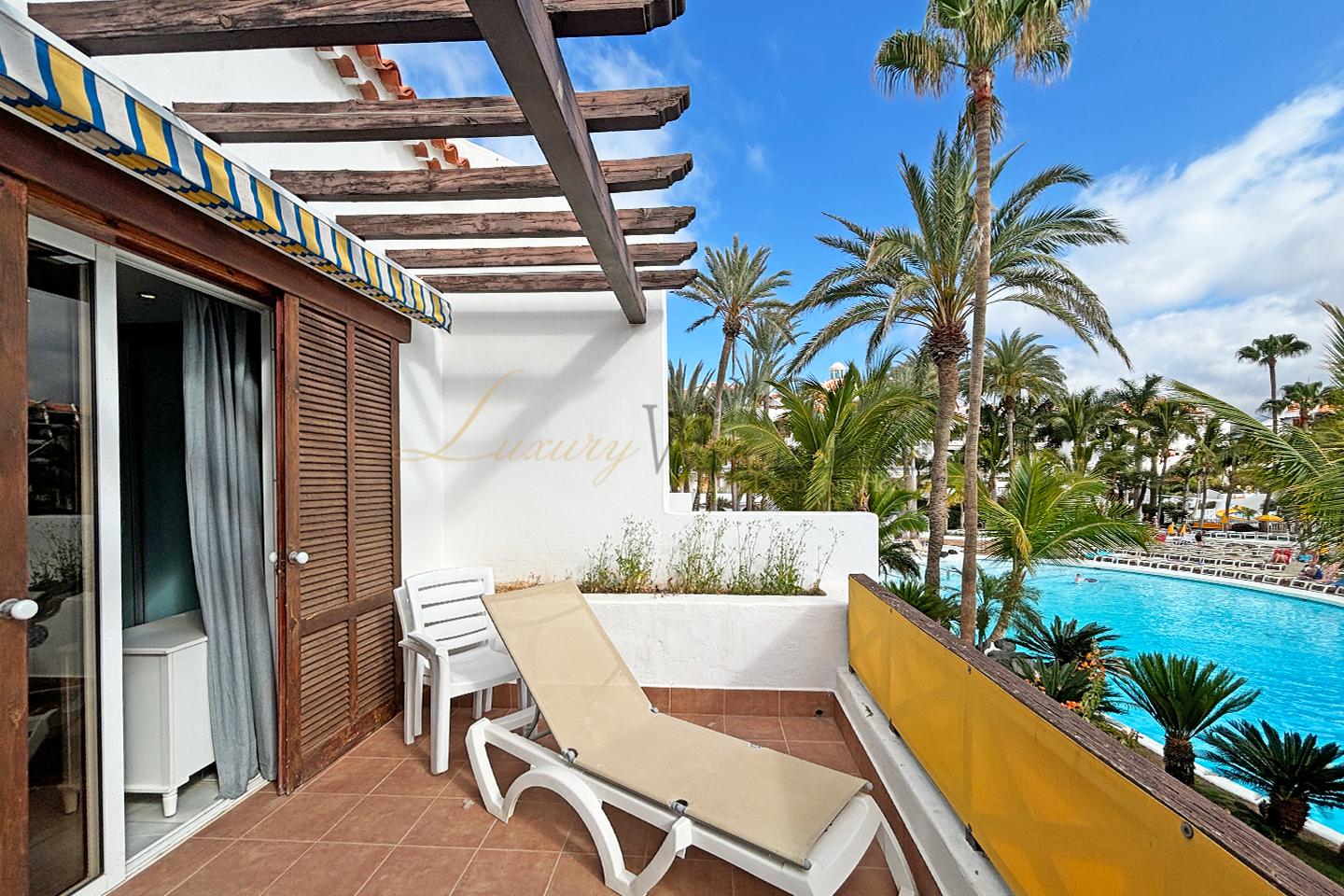 Casa / chalet en Avenida las Americas, Playa de las Americas, Santa Cruz de Tenerife de 152 m2