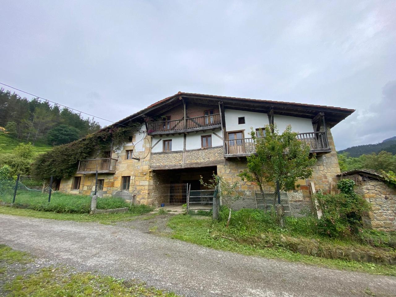 casa--chalet en sarria · barrio-sarria-48249 475000€