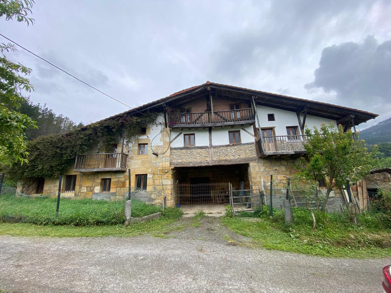 casa--chalet en sarria · barrio-sarria-48249 475000€