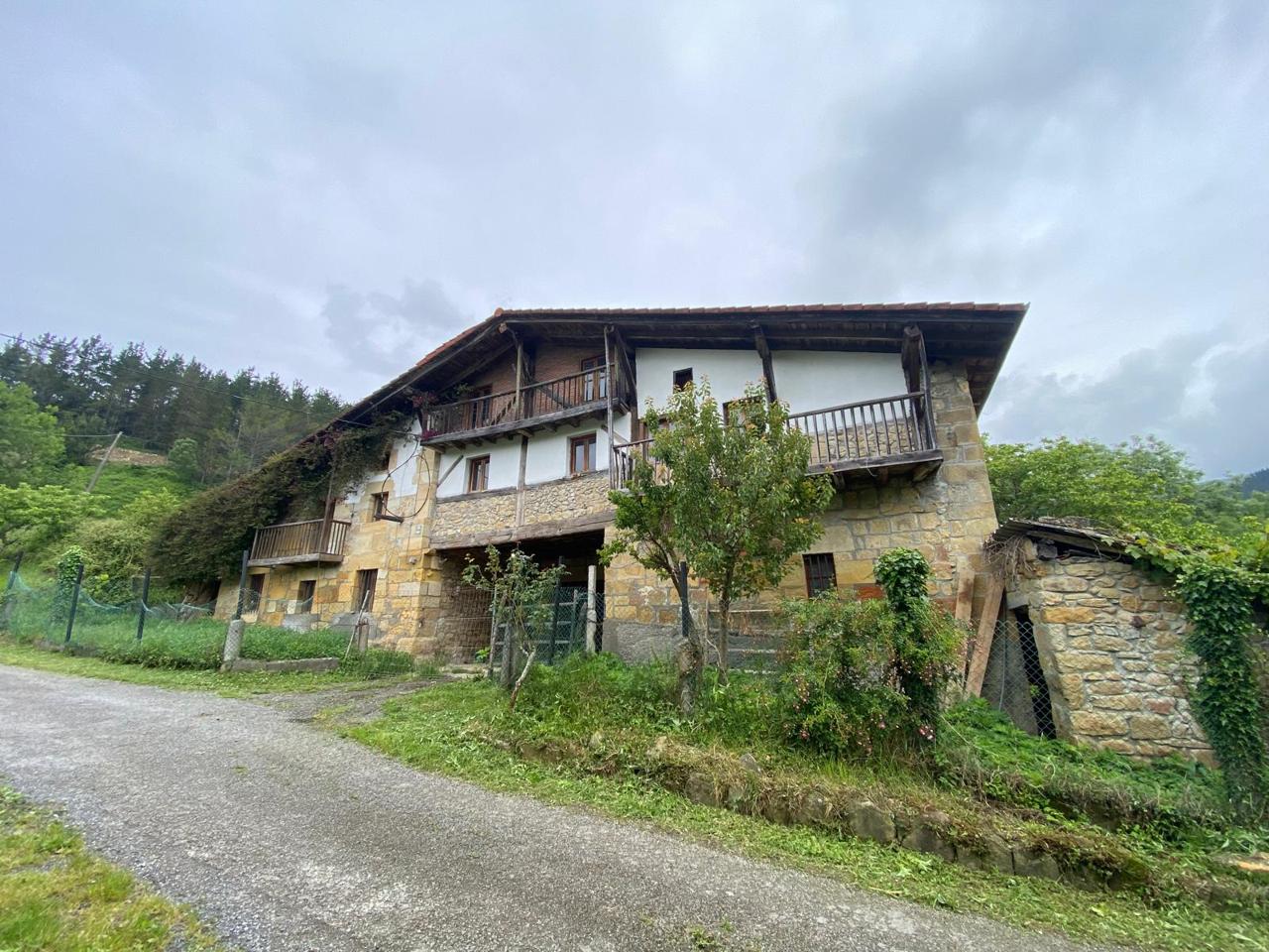 casa--chalet en sarria · barrio-sarria-48249 475000€