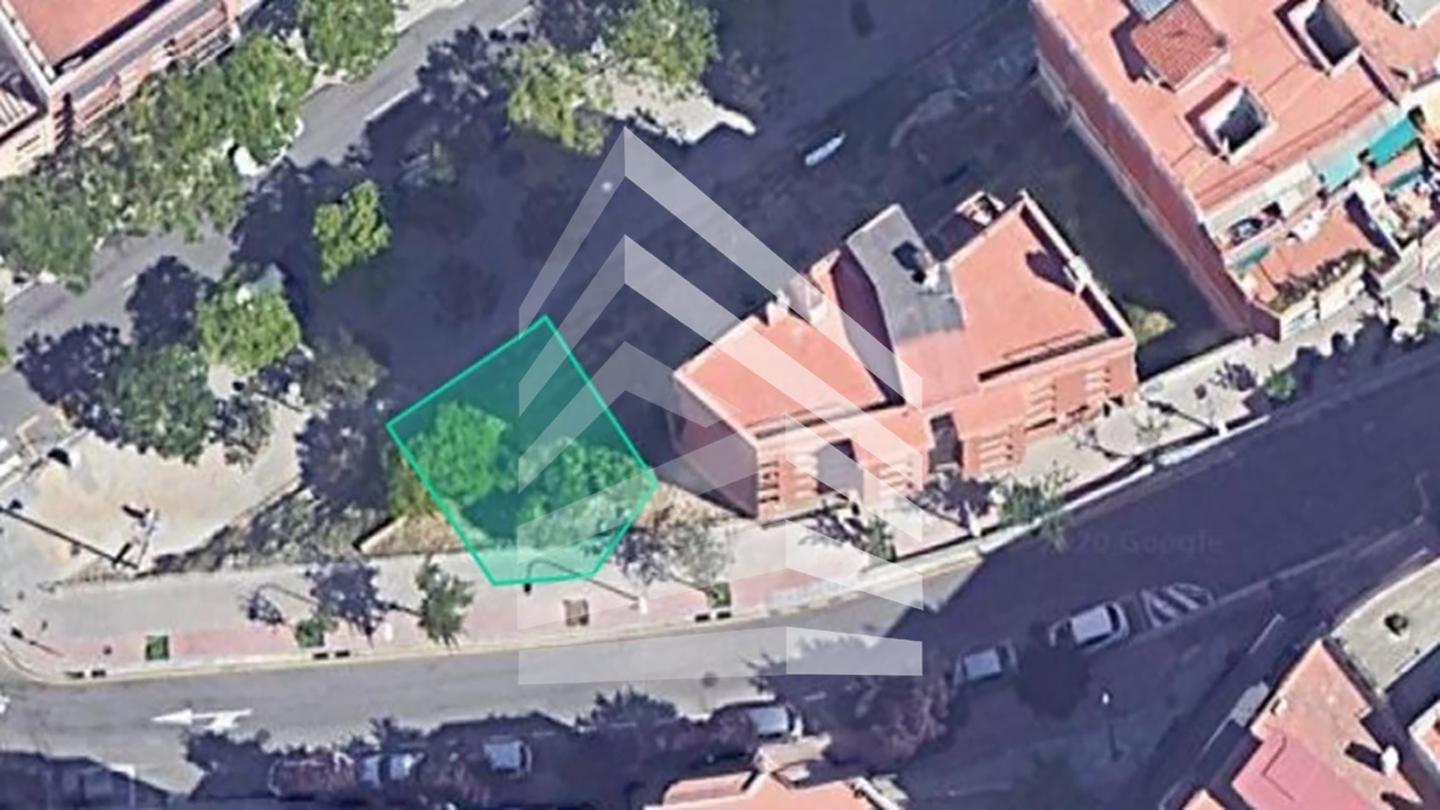 terrenos en barcelona · carrer-del-llobregos-08032 103000€