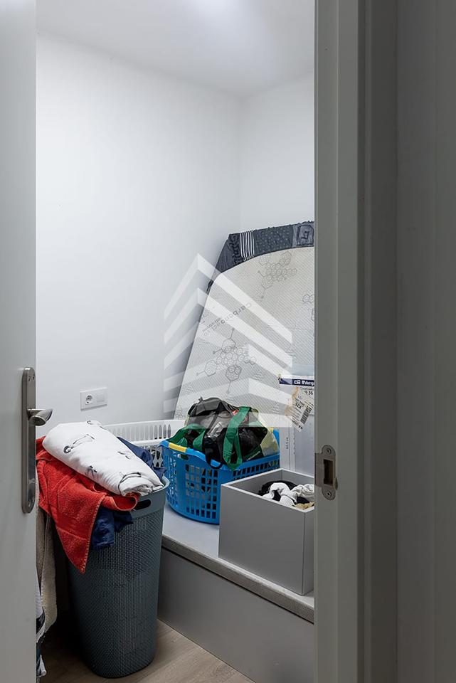 pisos en barcelona · carrer-del-conveni-08016 220000€