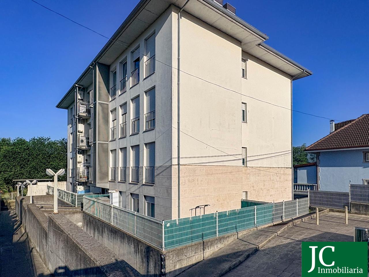 Piso en Treto, Cantabria de 63 m2
