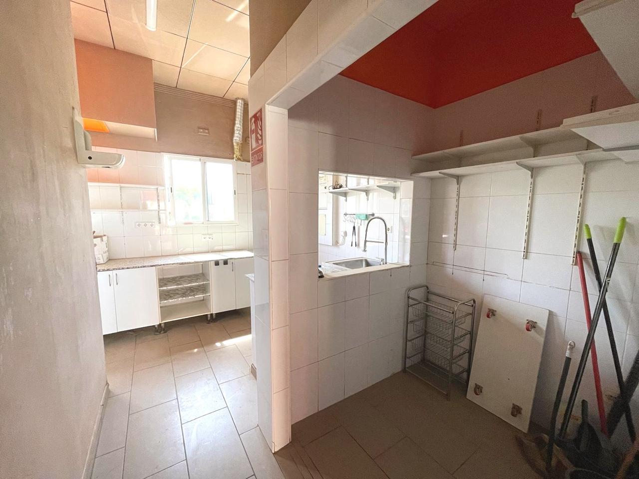 Local en La Finca Golf, Algorfa, Alicante / Costa Blanca de 62 m2