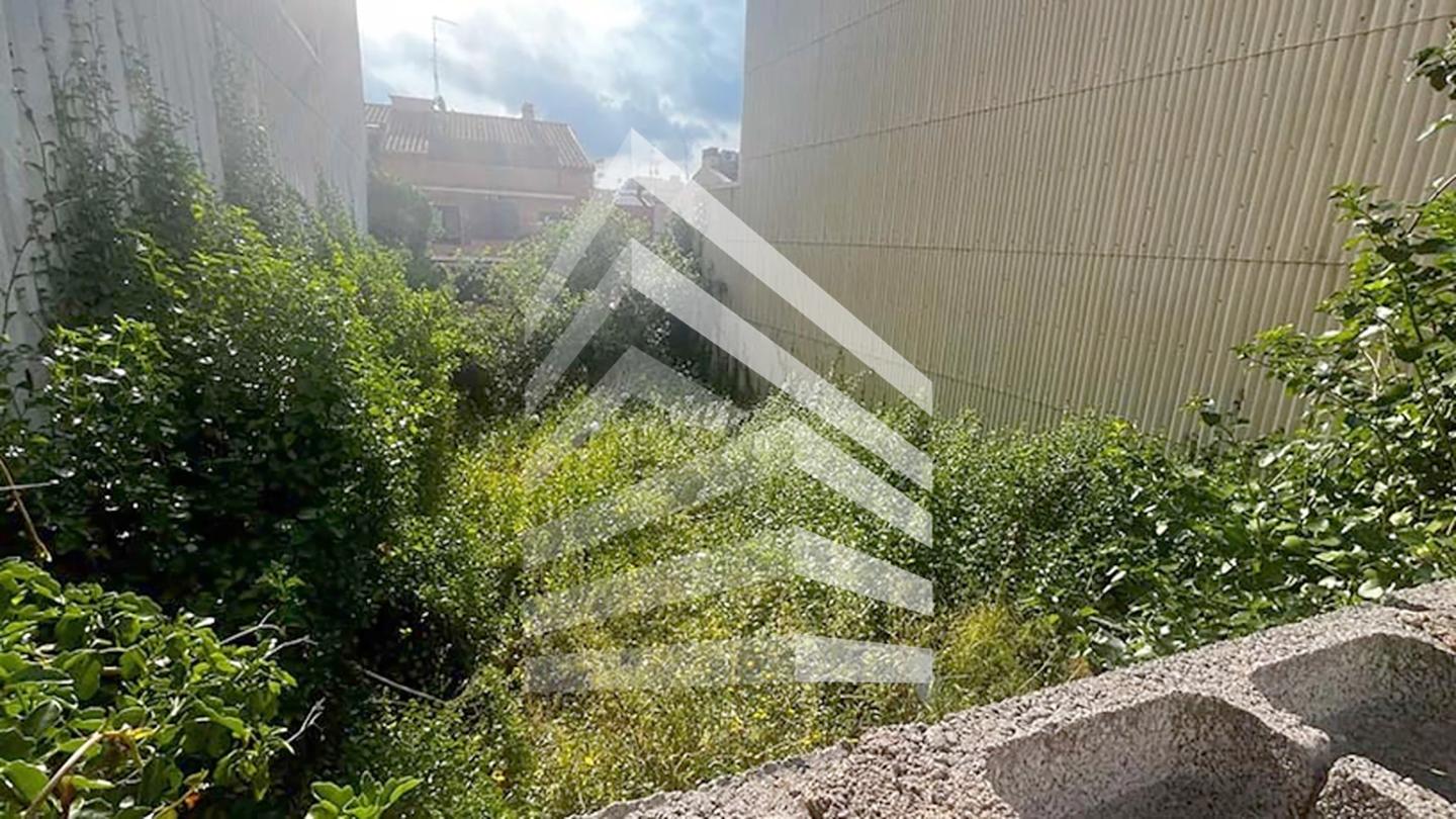 terrenos en rubi · avinguda-de-l'estatut-08191 250000€