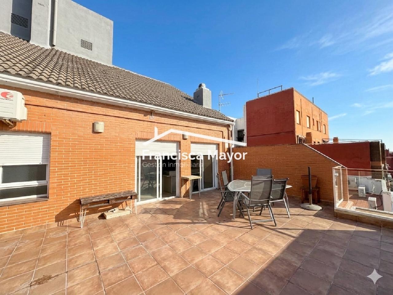 Piso en Carrer de Josep Benlliure, València, Valencia de 94 m2