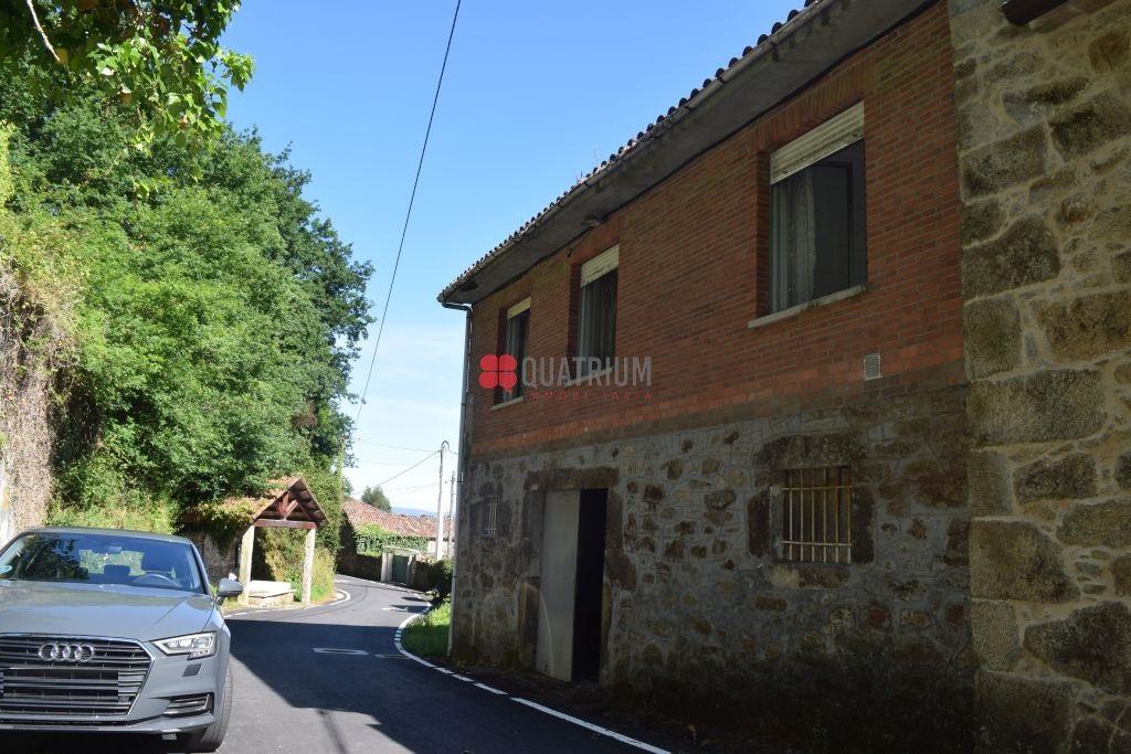 Casa / chalet en Lugar Socastro, Teo, A Coruña de 285 m2