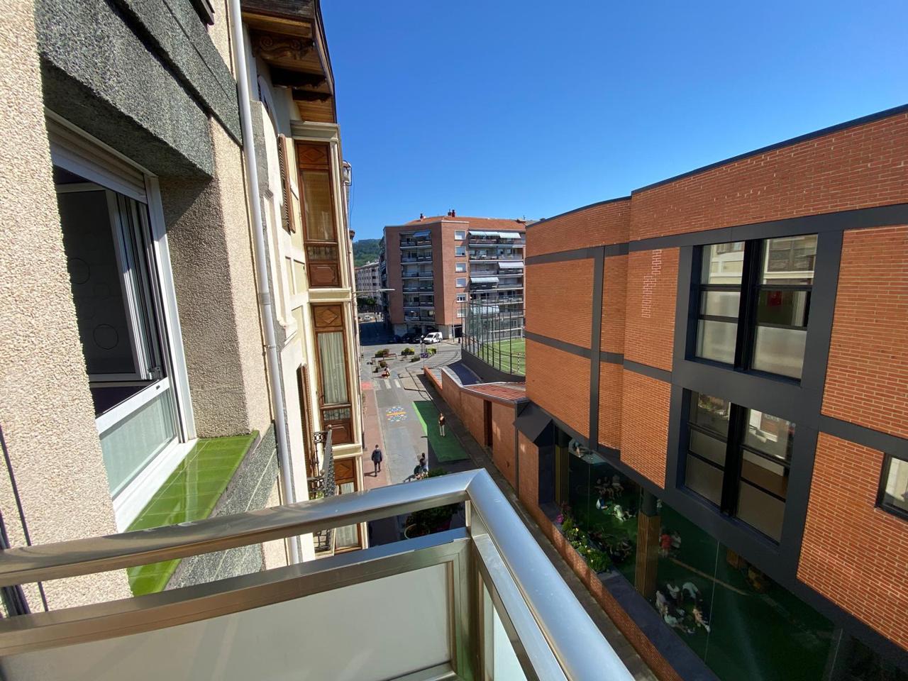 piso en durango · pablo-pedro-astarloa-kalea-48200 215000€