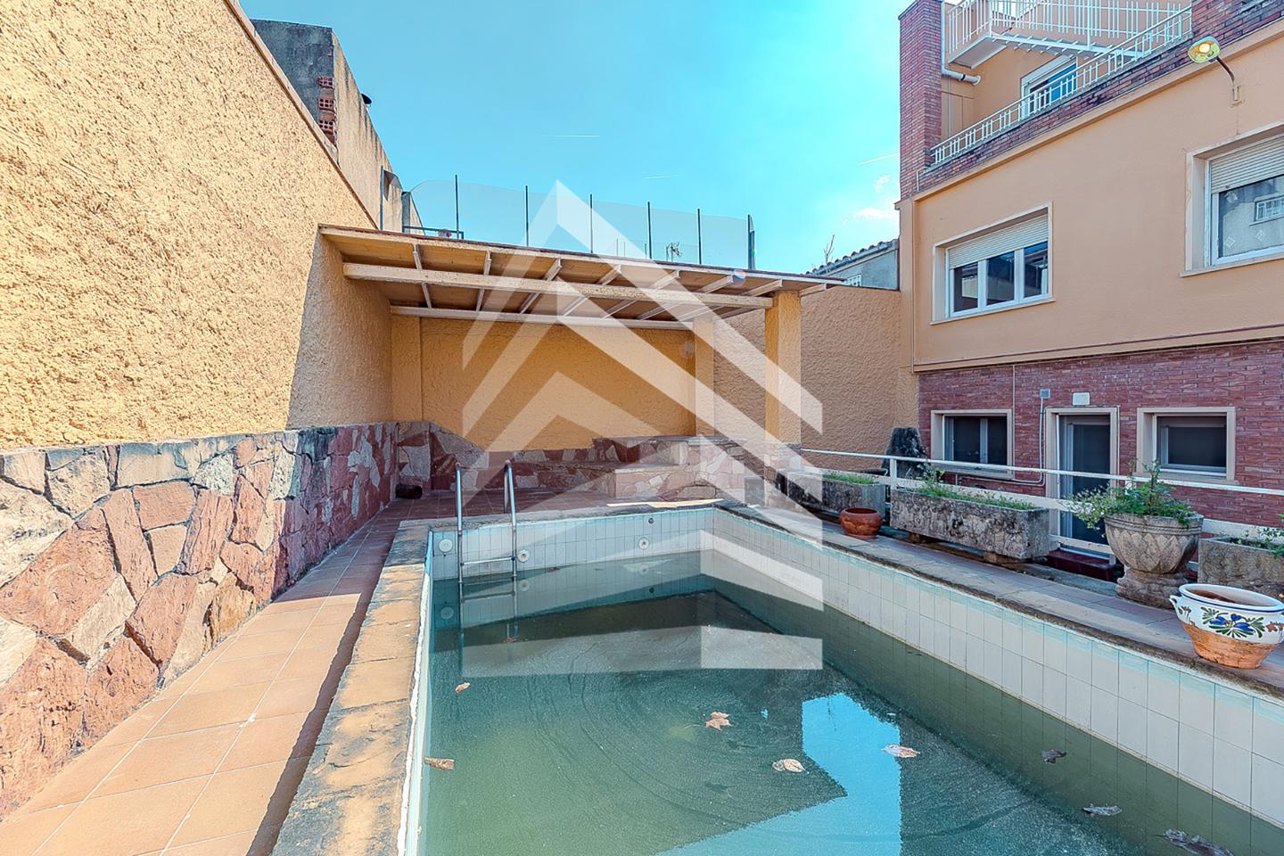 villas en sant-quirze-del-valles · avinguda-antoni-gaudi-08192 630000€