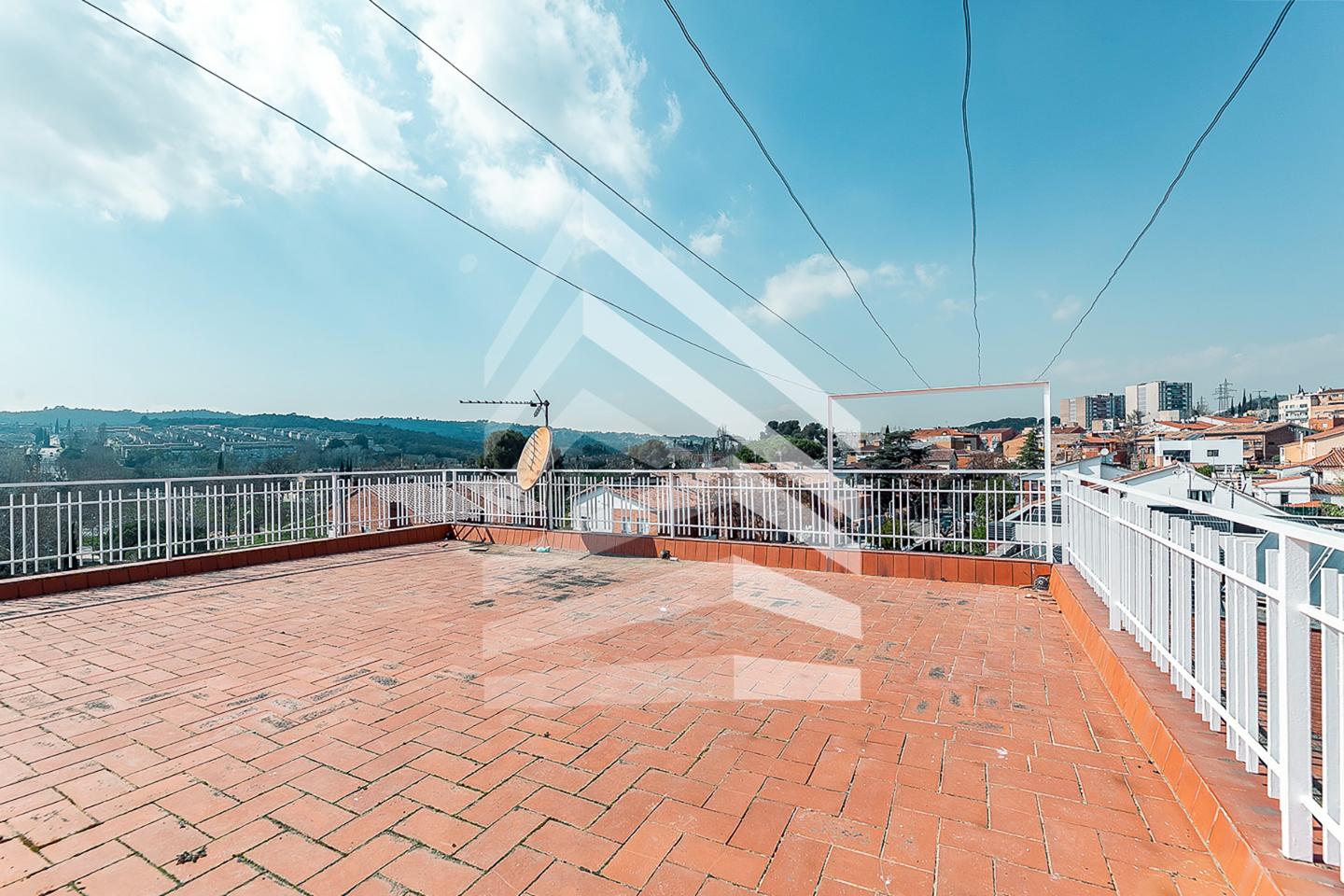 villas en sant-quirze-del-valles · avinguda-antoni-gaudi-08192 630000€
