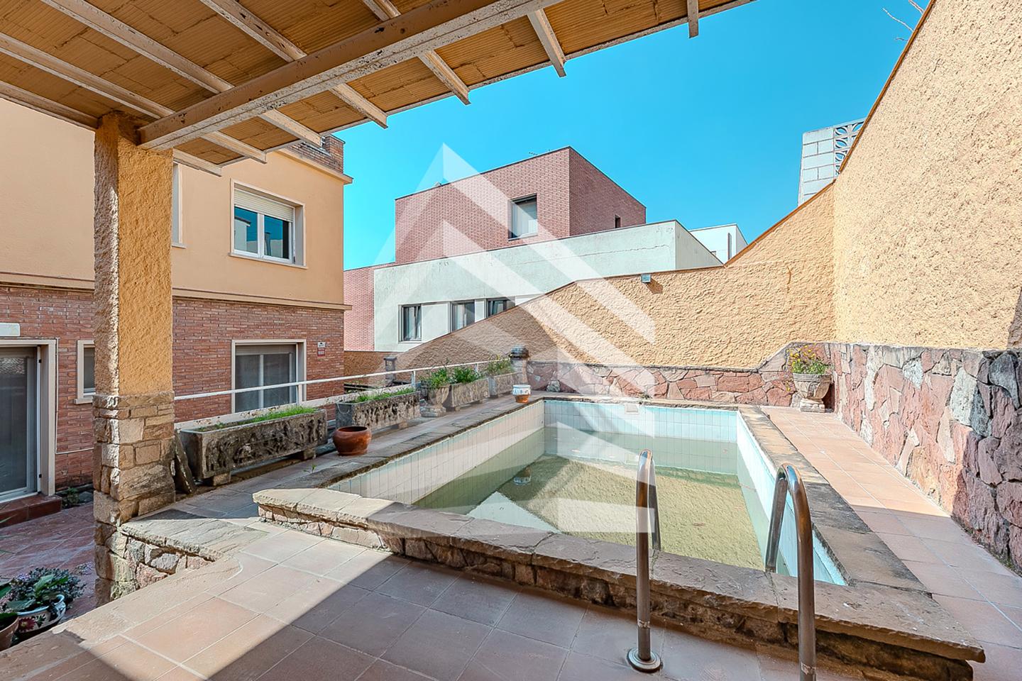 villas en sant-quirze-del-valles · avinguda-antoni-gaudi-08192 630000€