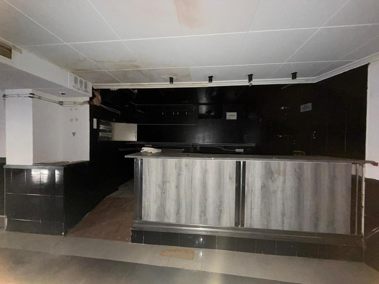 local en montcada-i-reixac · terra-nostra 1700€