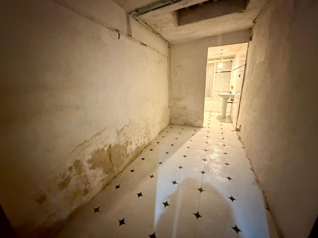 local en montcada-i-reixac · terra-nostra 1700€