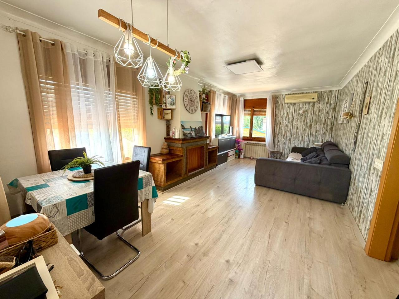 casa--chalet en can-falguera ·  315000€