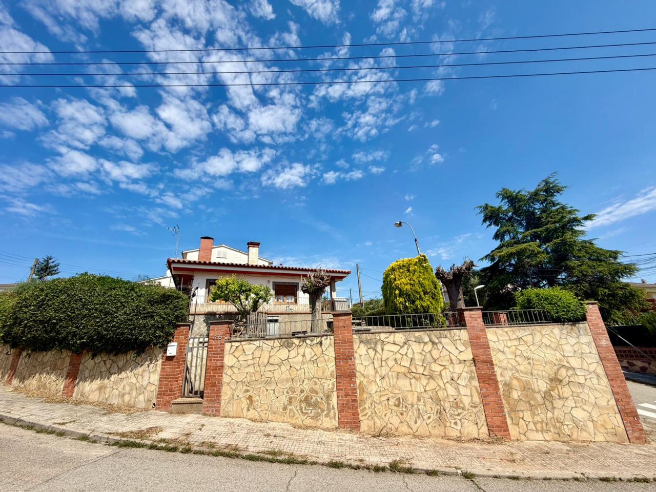 casa--chalet en can-falguera ·  315000€