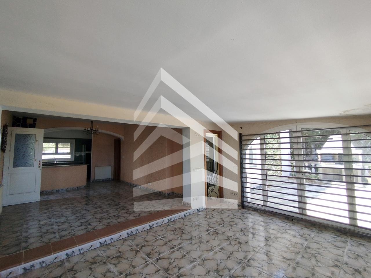 villas en llanca · carrer-ribagorca-17490 393000€