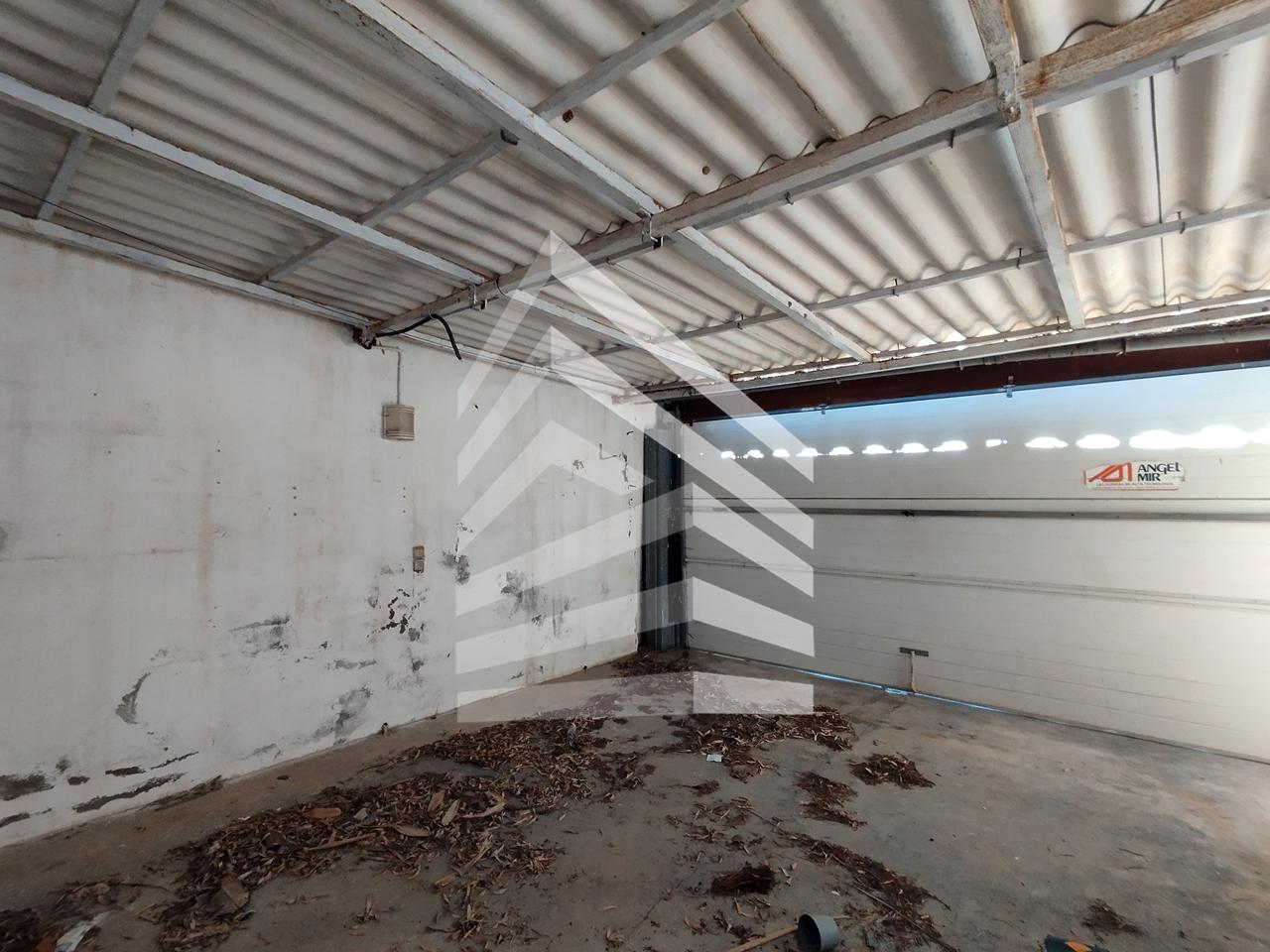 villas en llanca · carrer-ribagorca-17490 393000€