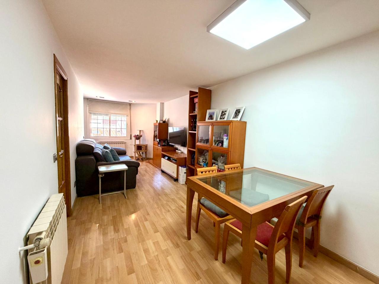 piso en montcada-i-reixac · montcada-centro 178000€