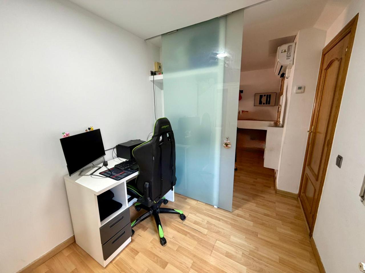 piso en montcada-i-reixac · montcada-centro 178000€