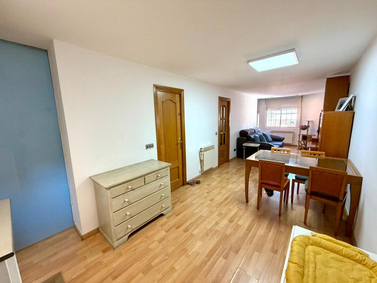 piso en montcada-i-reixac · montcada-centro 178000€