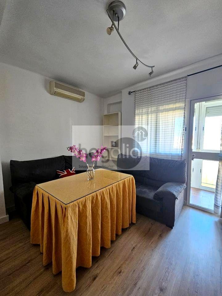 Piso en MACARENA - DOCTOR MARAÑON, Sevilla, Sevilla de 75 m2