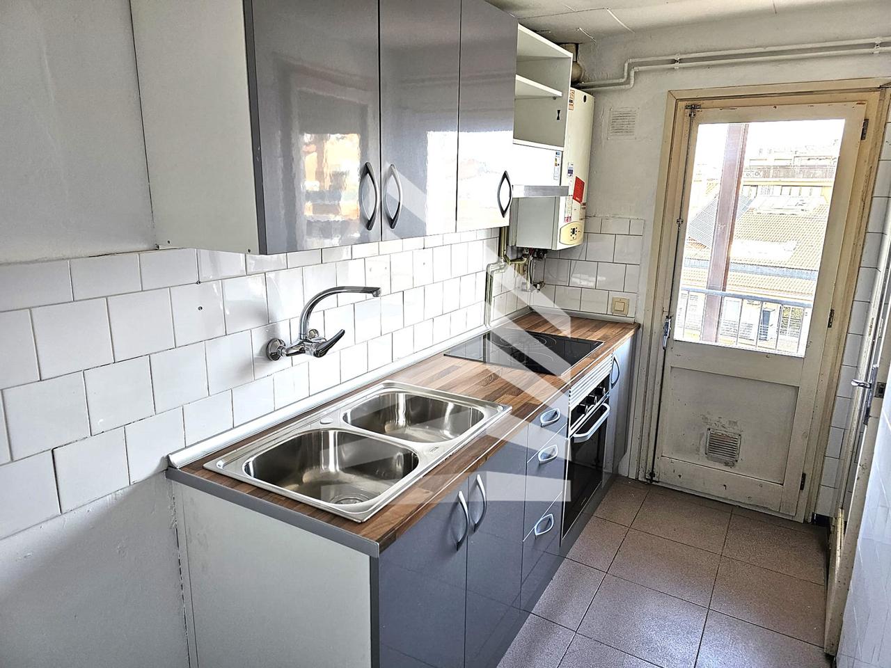 pisos en manresa · carrer-de-guillem-cata-08242 135000€