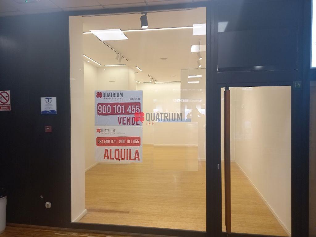 Local en Xeneral Pardiñas, Santiago de Compostela, A Coruña de 46 m2