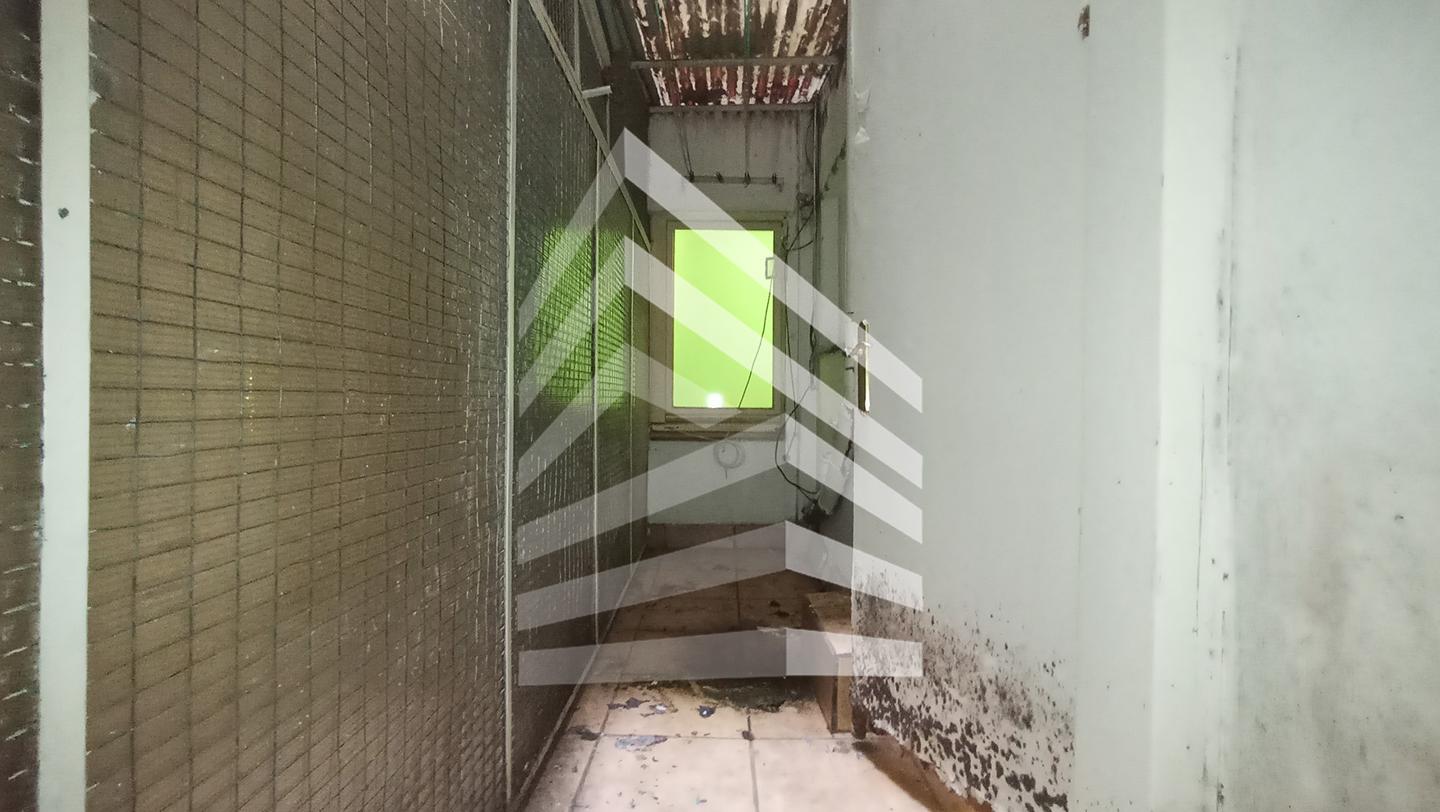 pisos en barcelona · carrer-de-valencia-08015 445050€