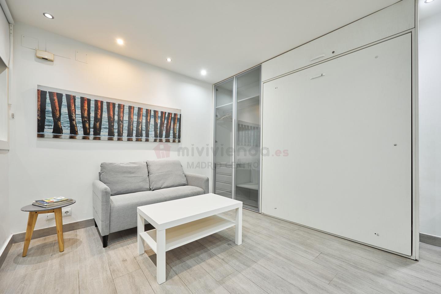 Piso en Calle de San Lorenzo, Madrid, Madrid de 29 m2