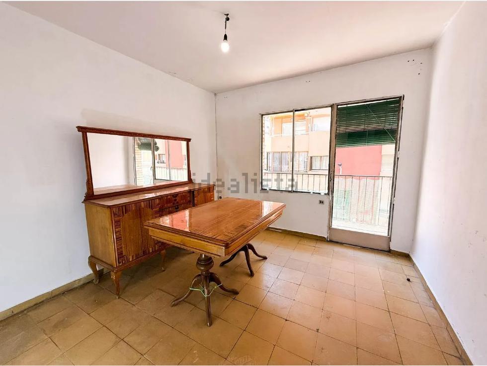 Piso en Calle del Marqués de Comillas, Benidorm, Alicante de 81 m2