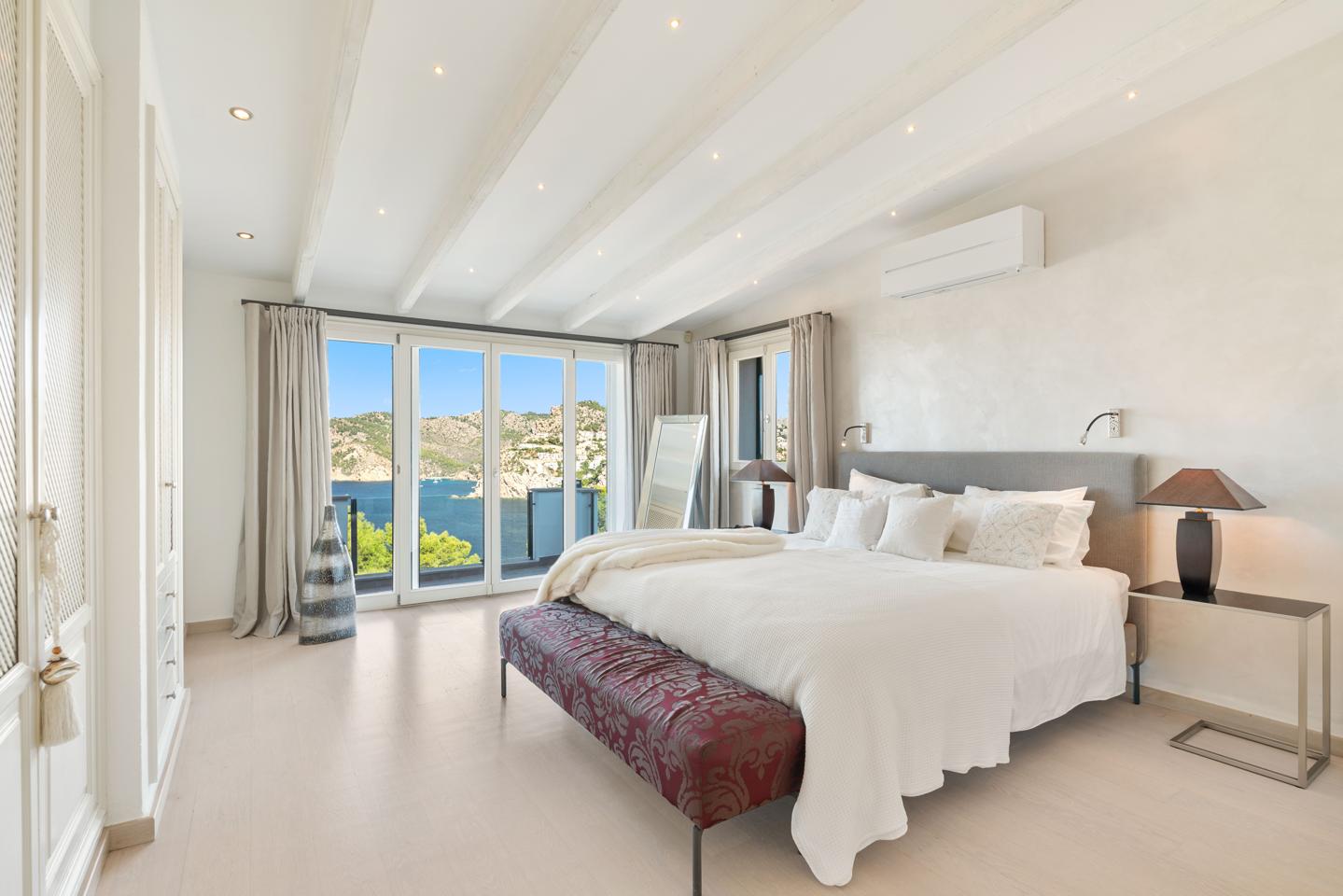 Villa Mediterránea con fantásticas vistas al mar en La Mola — Port d'Andratx — Foto 15