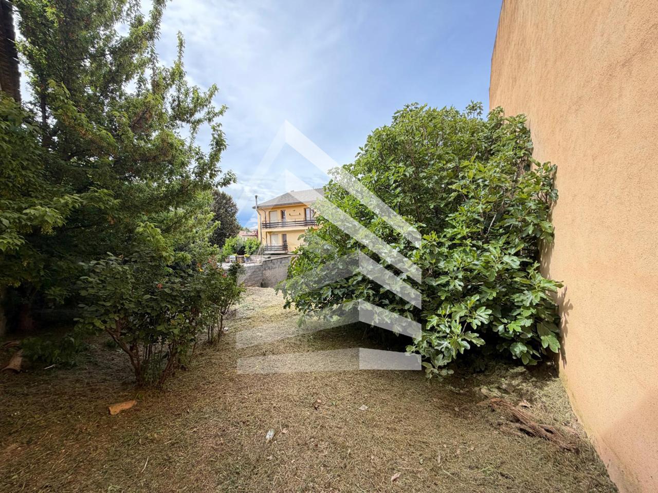 terrenos en solsona · carrer-bages-25280 75000€