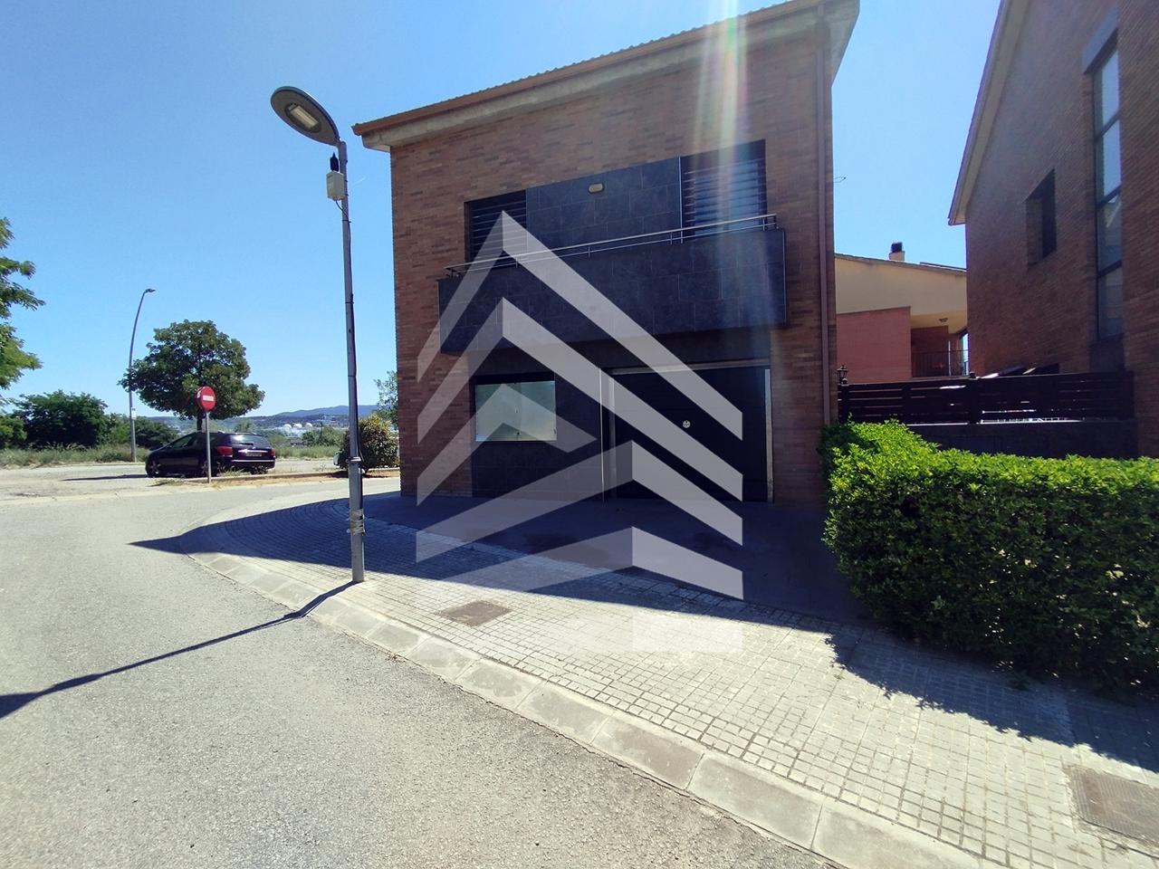 villas en montmelo · carrer-can-tabola-08160 460000€